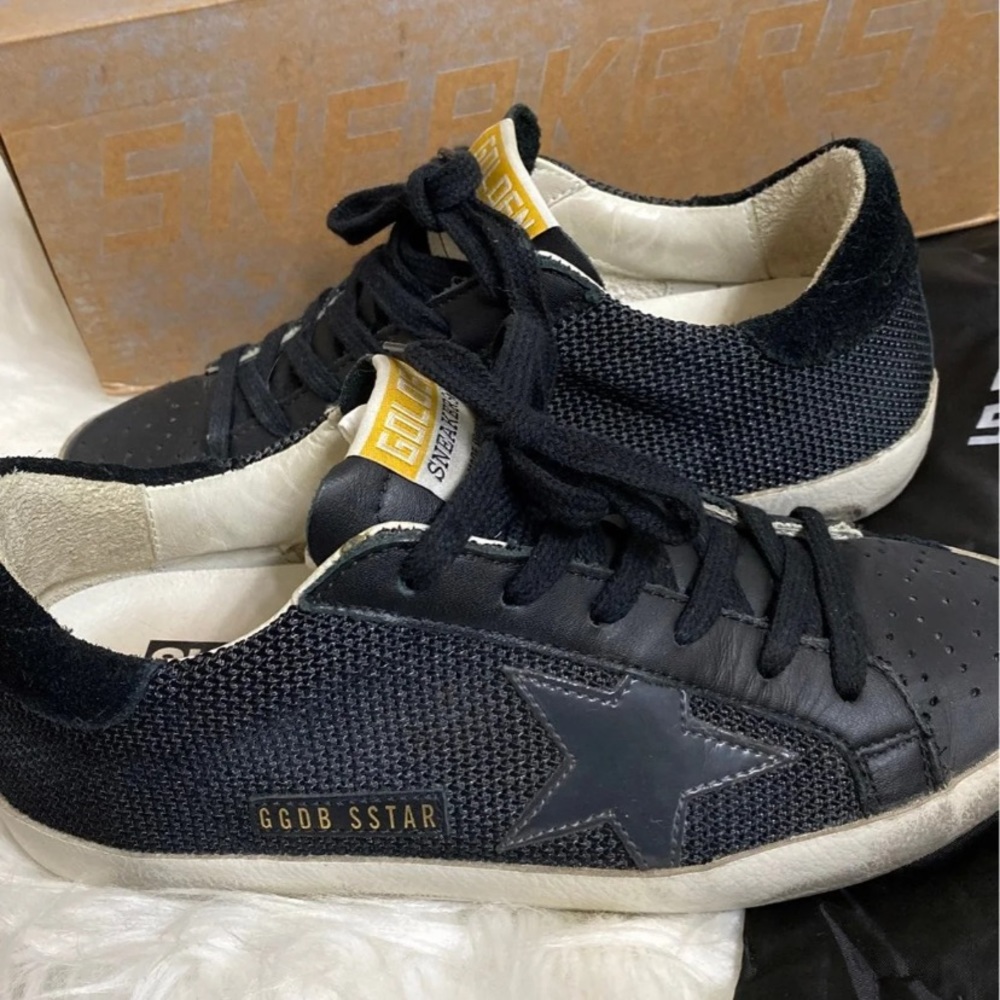 GOLDEN GOOSE SNEAKERS